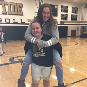 Meet your Posher, Christine